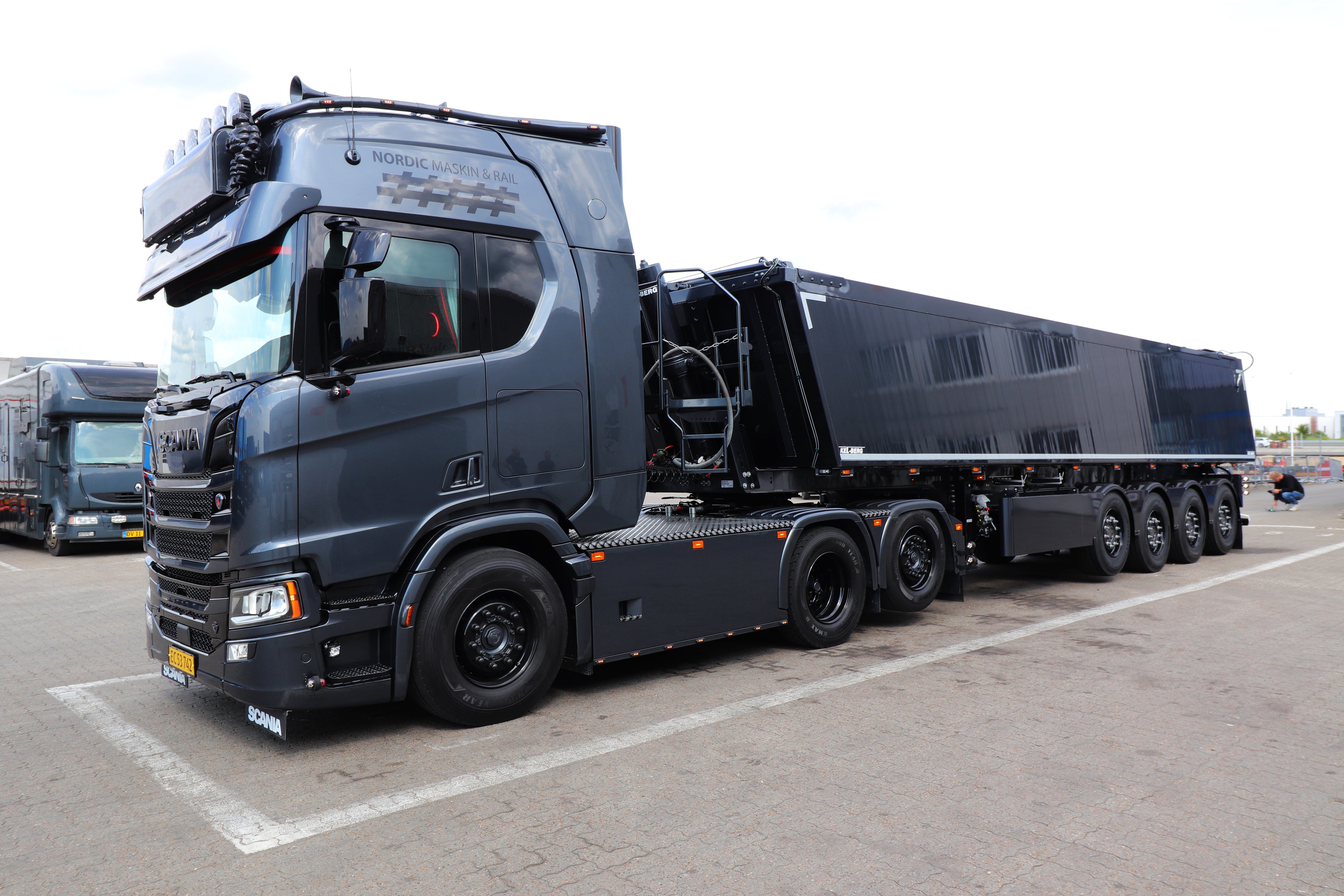 Indlæs video: Ignite theme