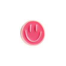 Pin pink smiley